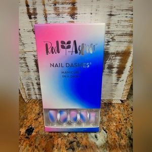 Red Aspen Medium Nails